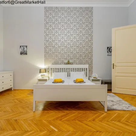 Spacious Apartment Budapest