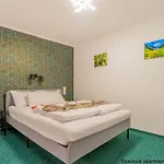 Spacious Apartmán